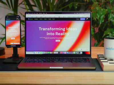 Webflow, 텍스트로 풀스택 앱 구축하는 AI 도구 출시