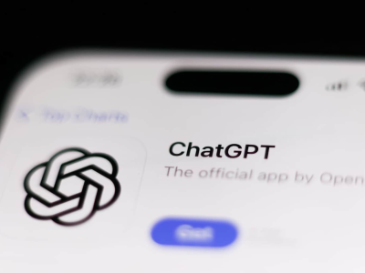 ChatGPT, 경쟁자들이 추격하는 가운데 AI 선두 유지